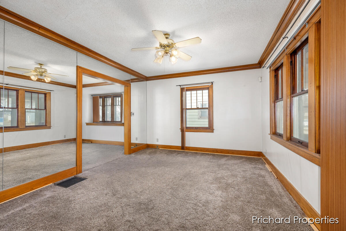 1841 Martin Avenue SE