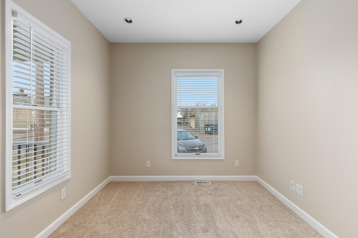 30 Washington Street