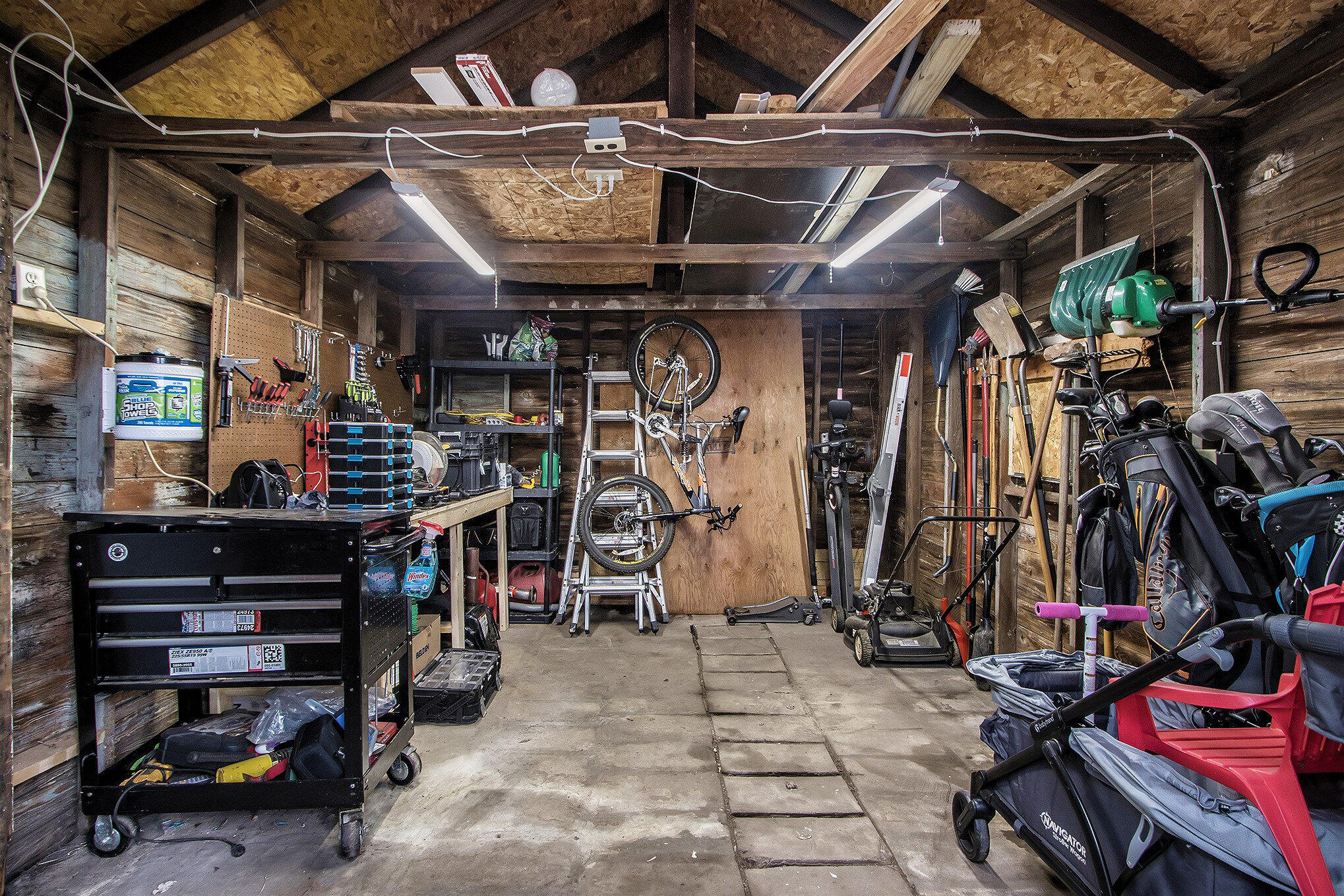 448 E Stockbridge Avenue