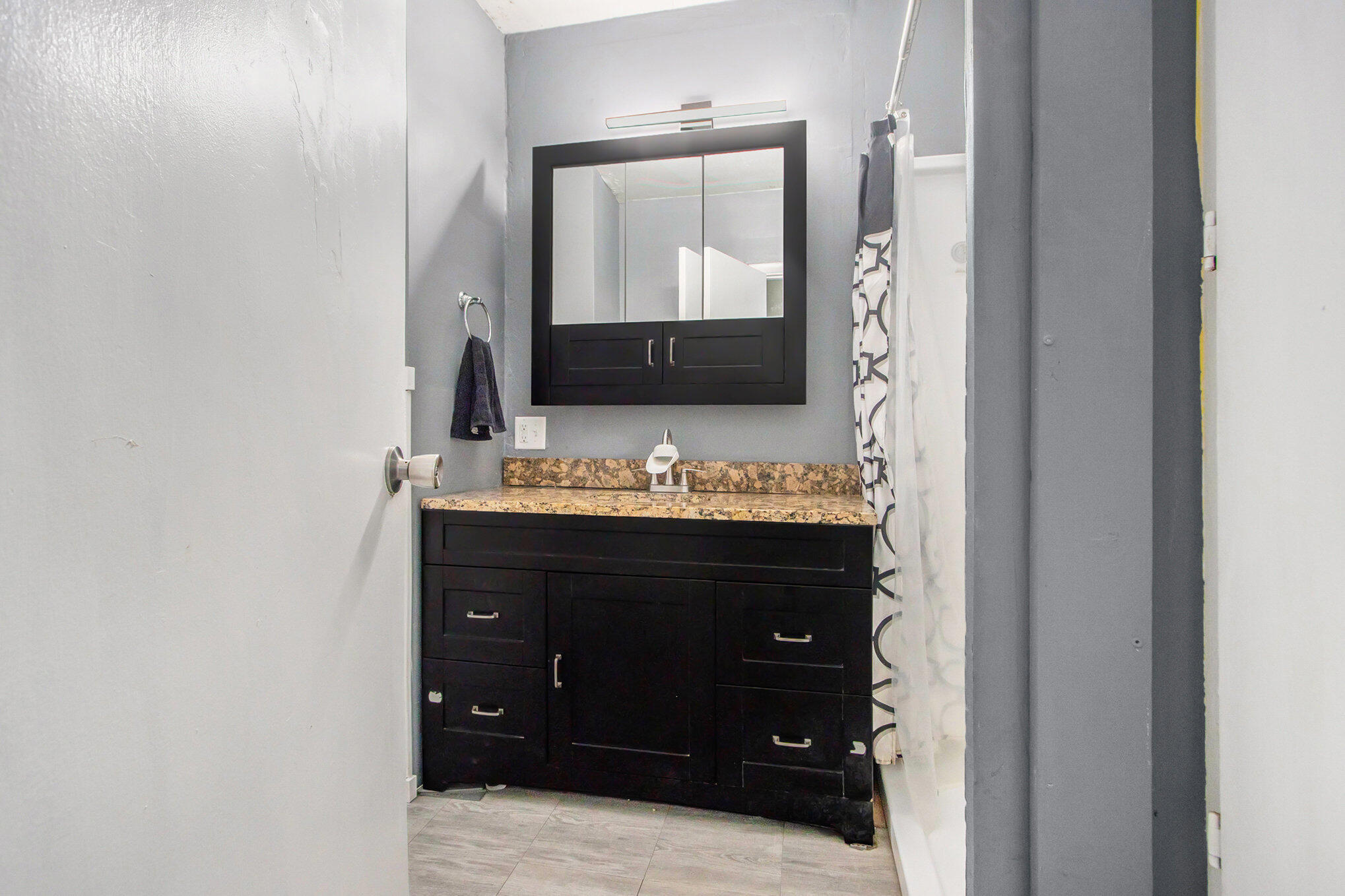 448 E Stockbridge Avenue