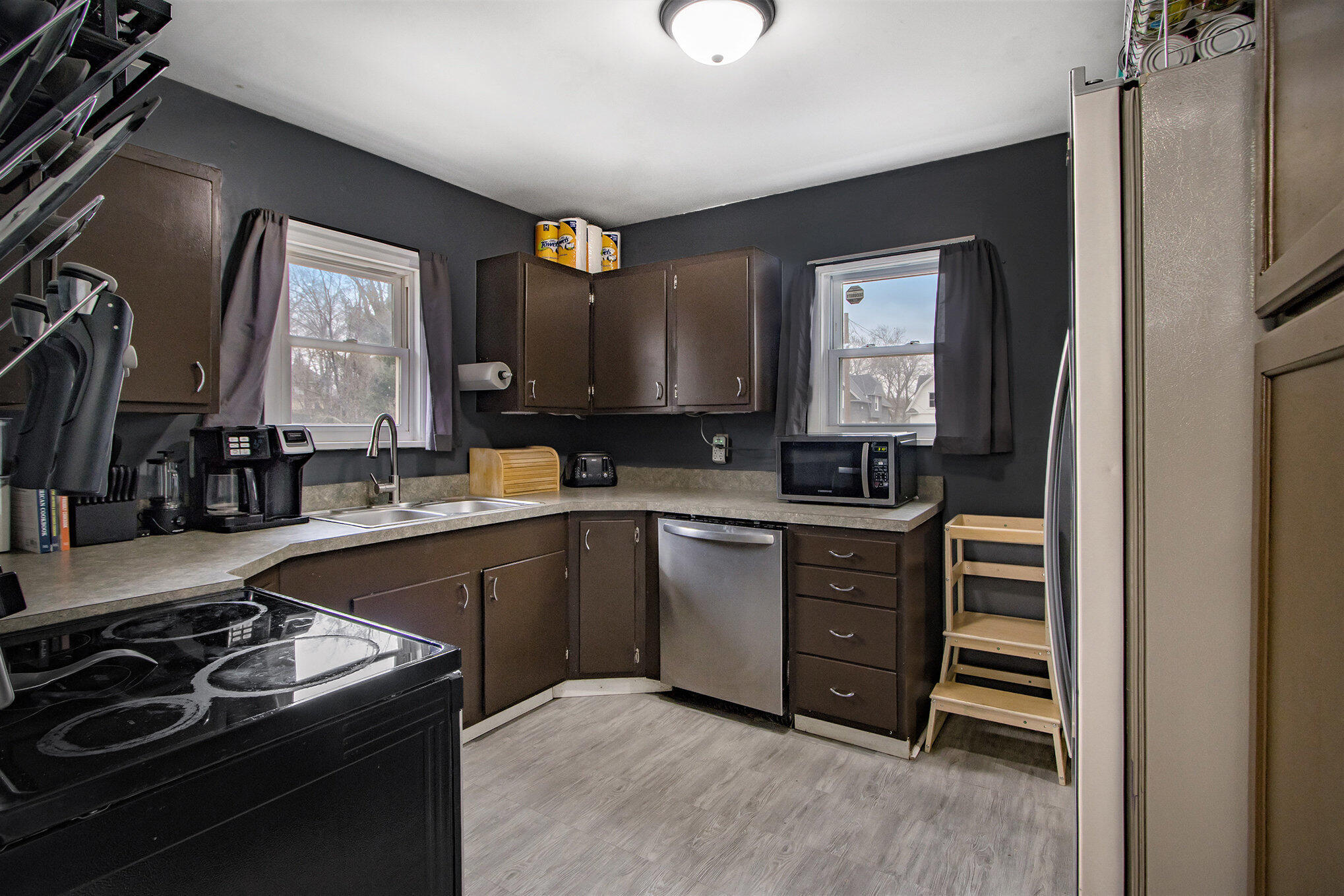 448 E Stockbridge Avenue