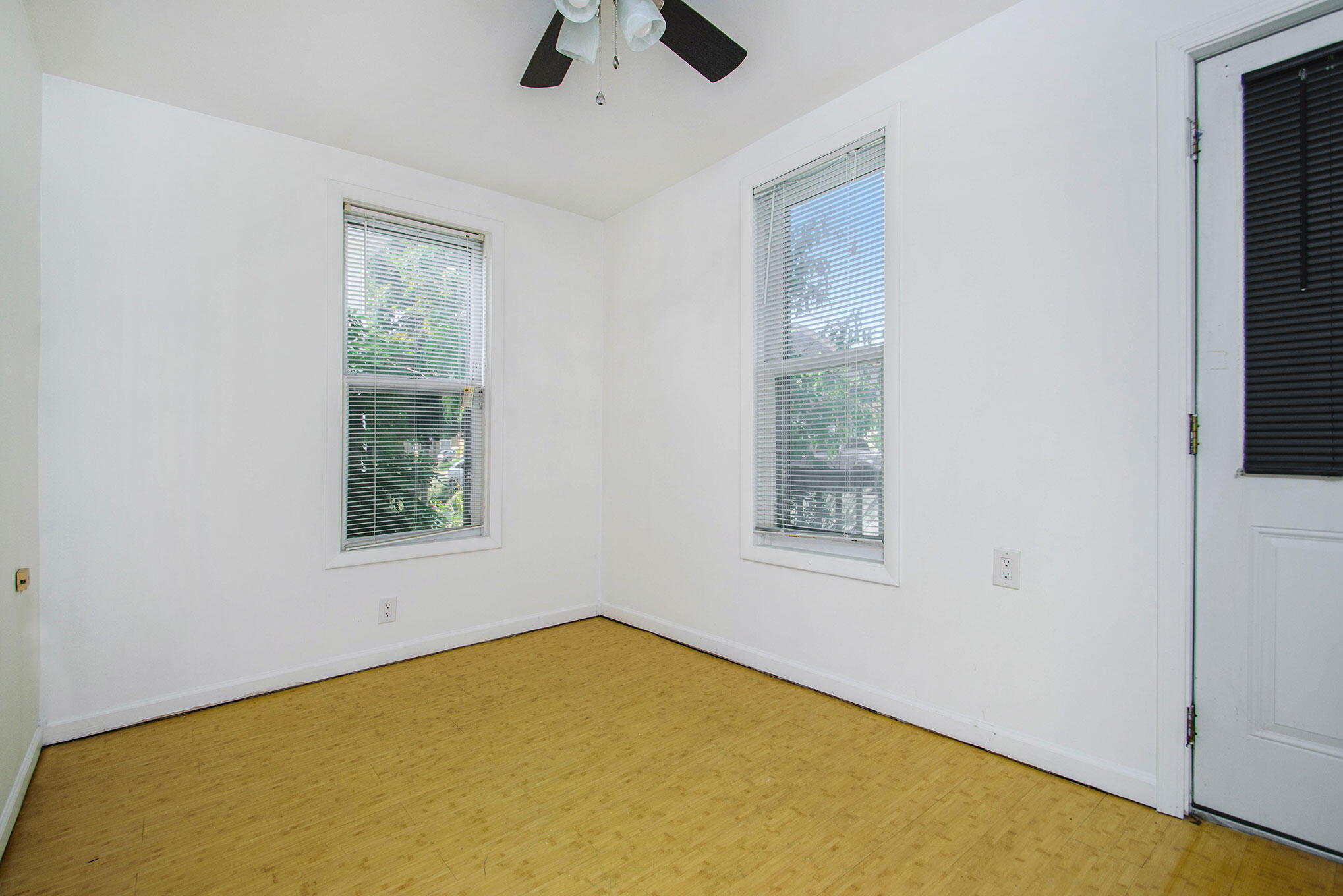 208 Palmer Street NE