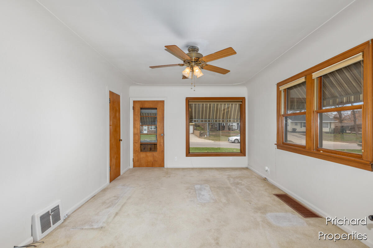 3320 Woodward Avenue SW