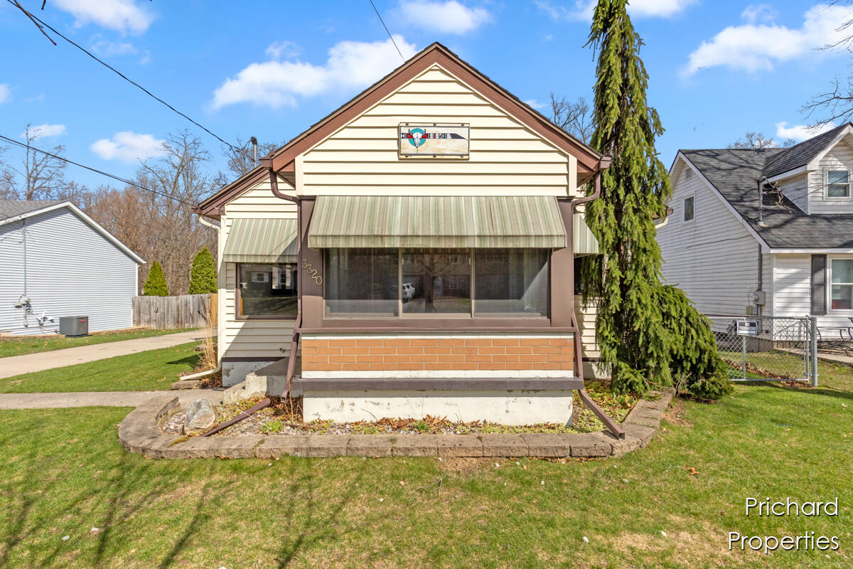 3320 Woodward Avenue SW