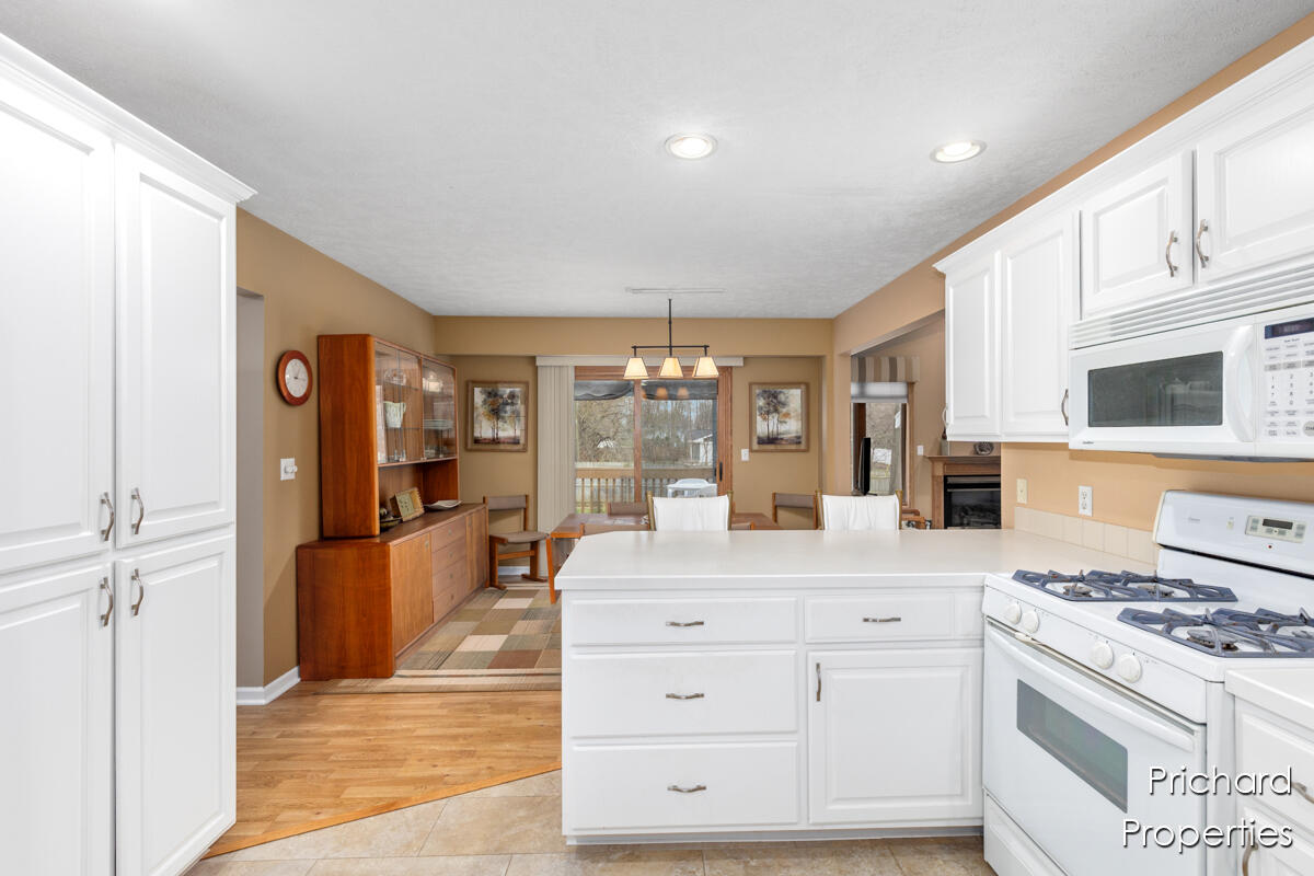 2488 Bowenton Place SW