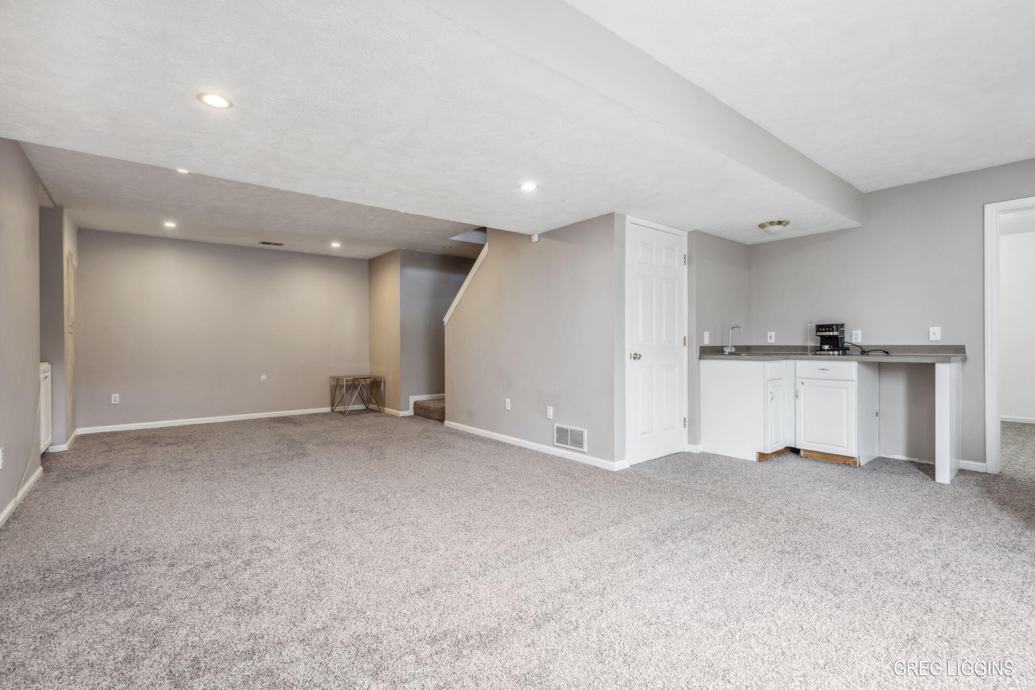 4722 Brookmeadow Drive SE