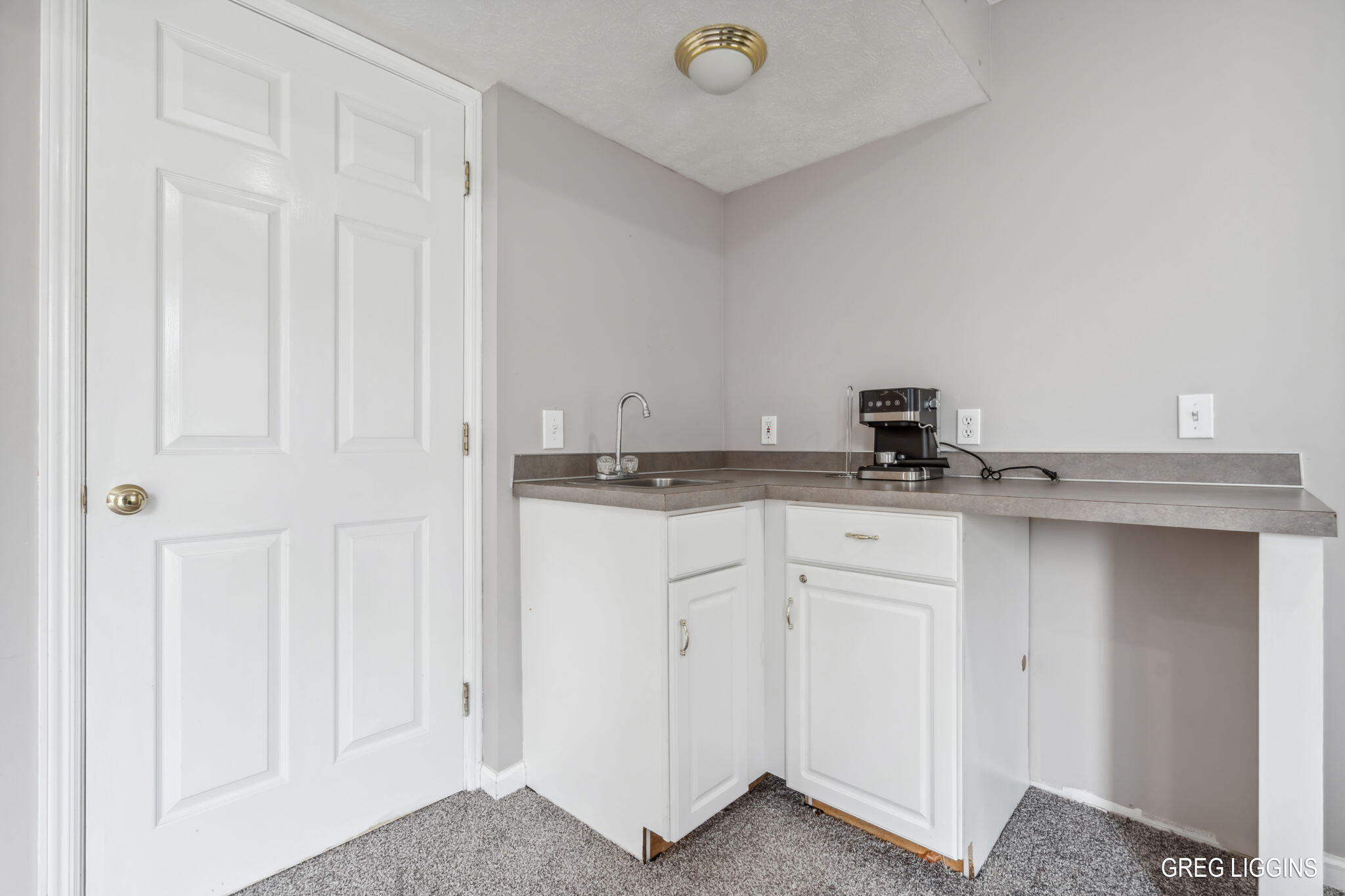 4722 Brookmeadow Drive SE