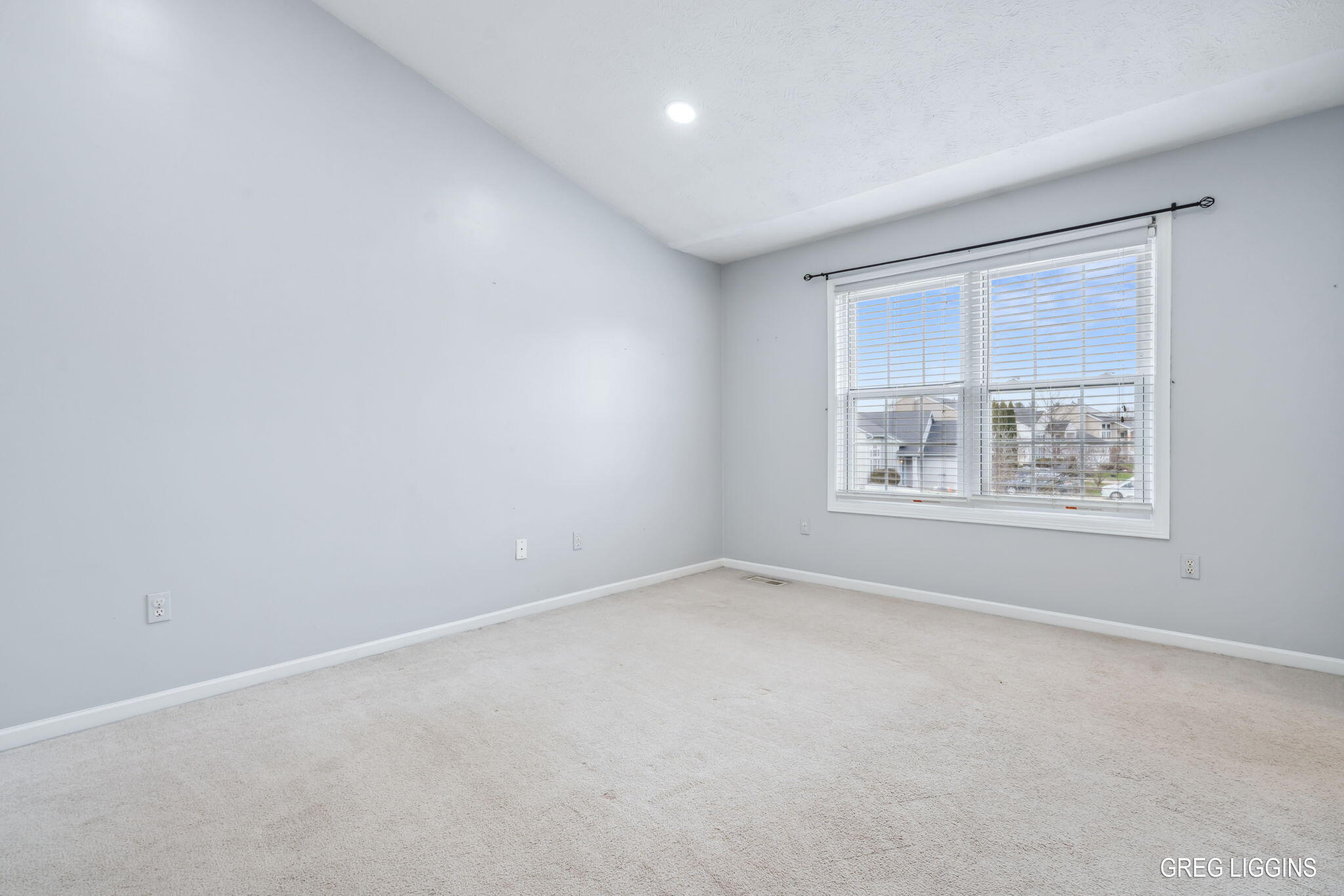 4722 Brookmeadow Drive SE