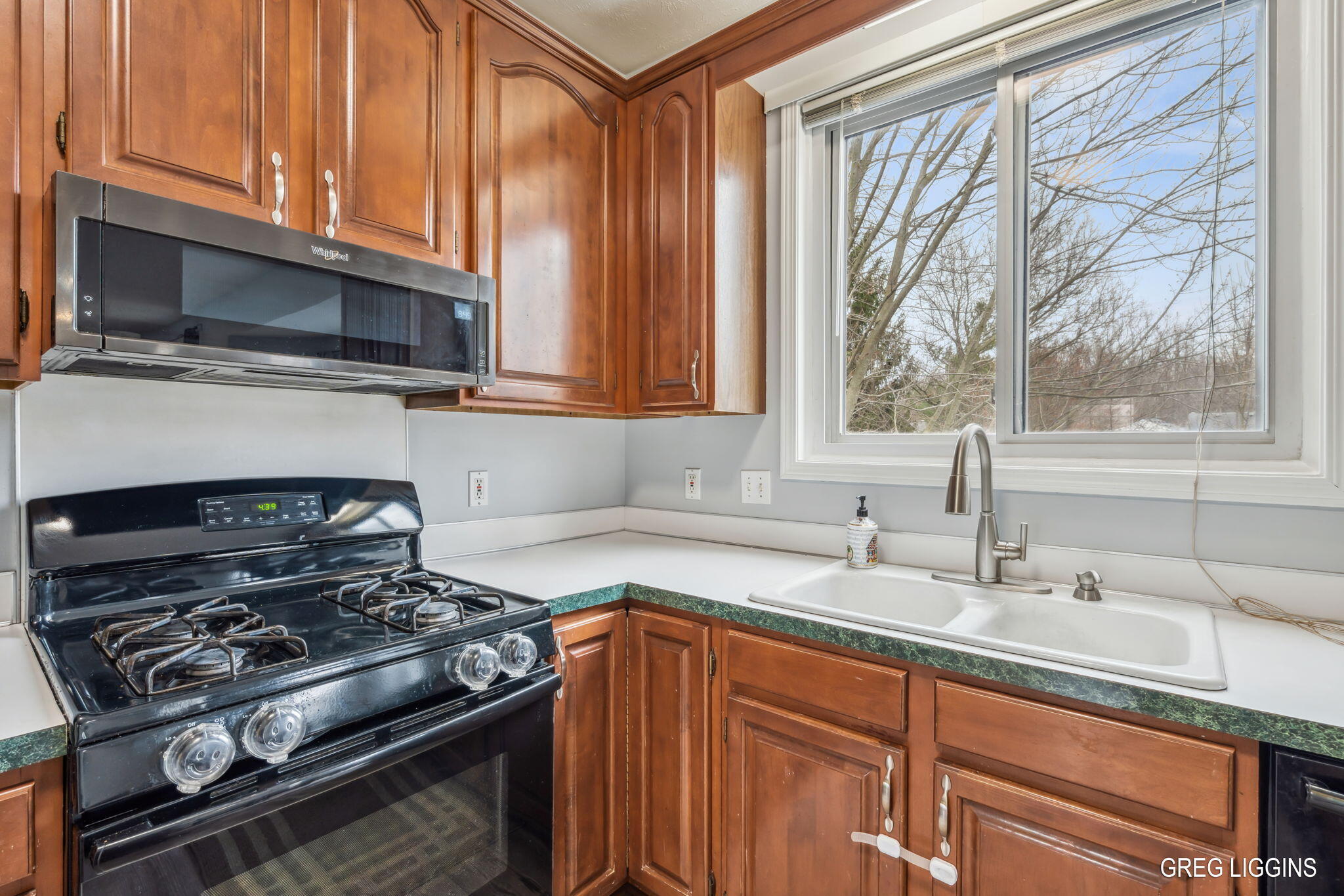 4722 Brookmeadow Drive SE