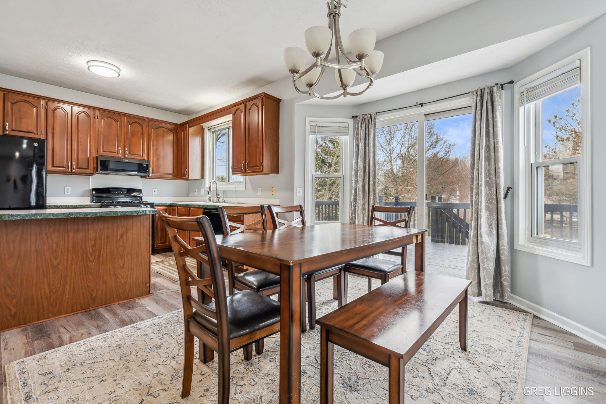 4722 Brookmeadow Drive SE