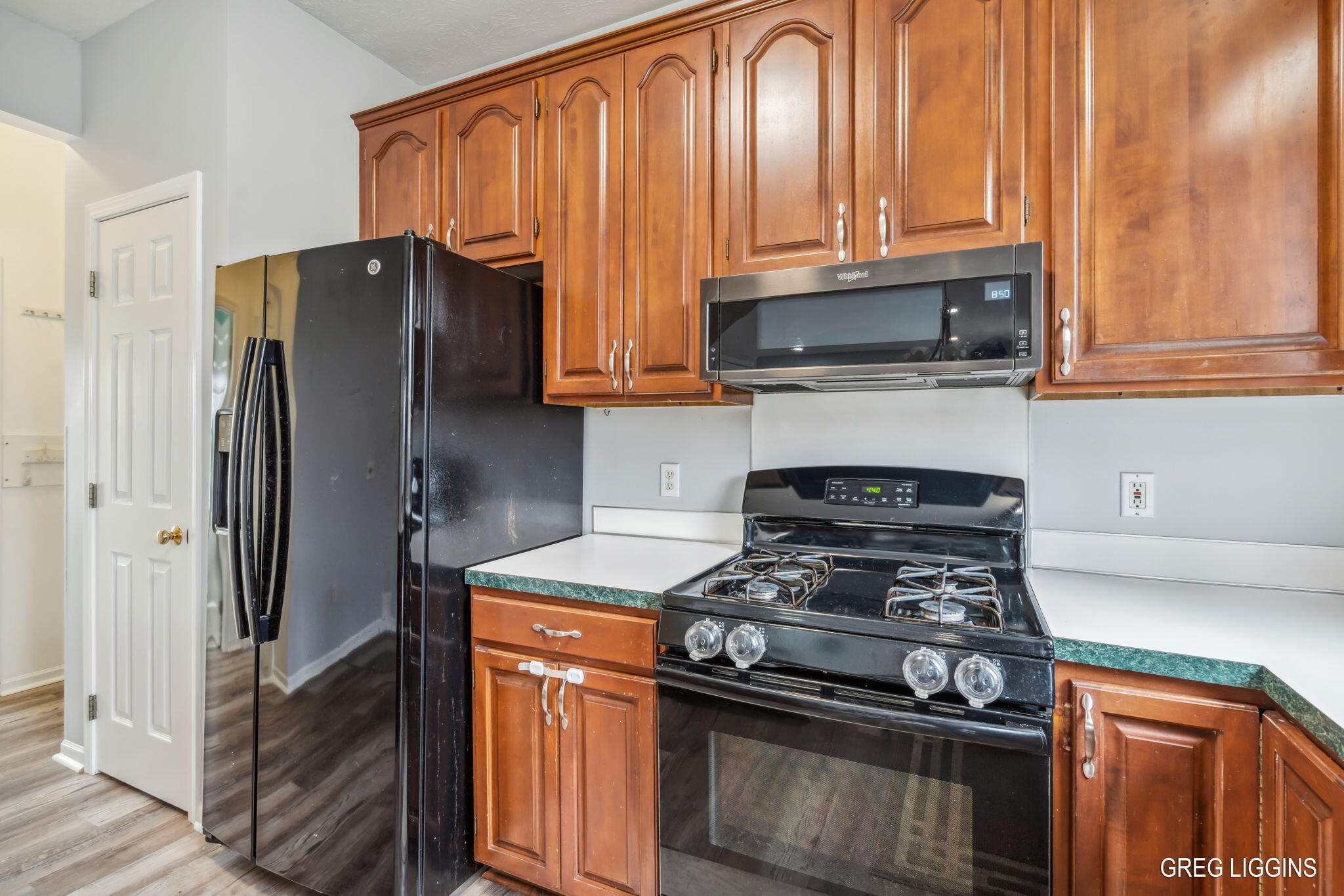 4722 Brookmeadow Drive SE