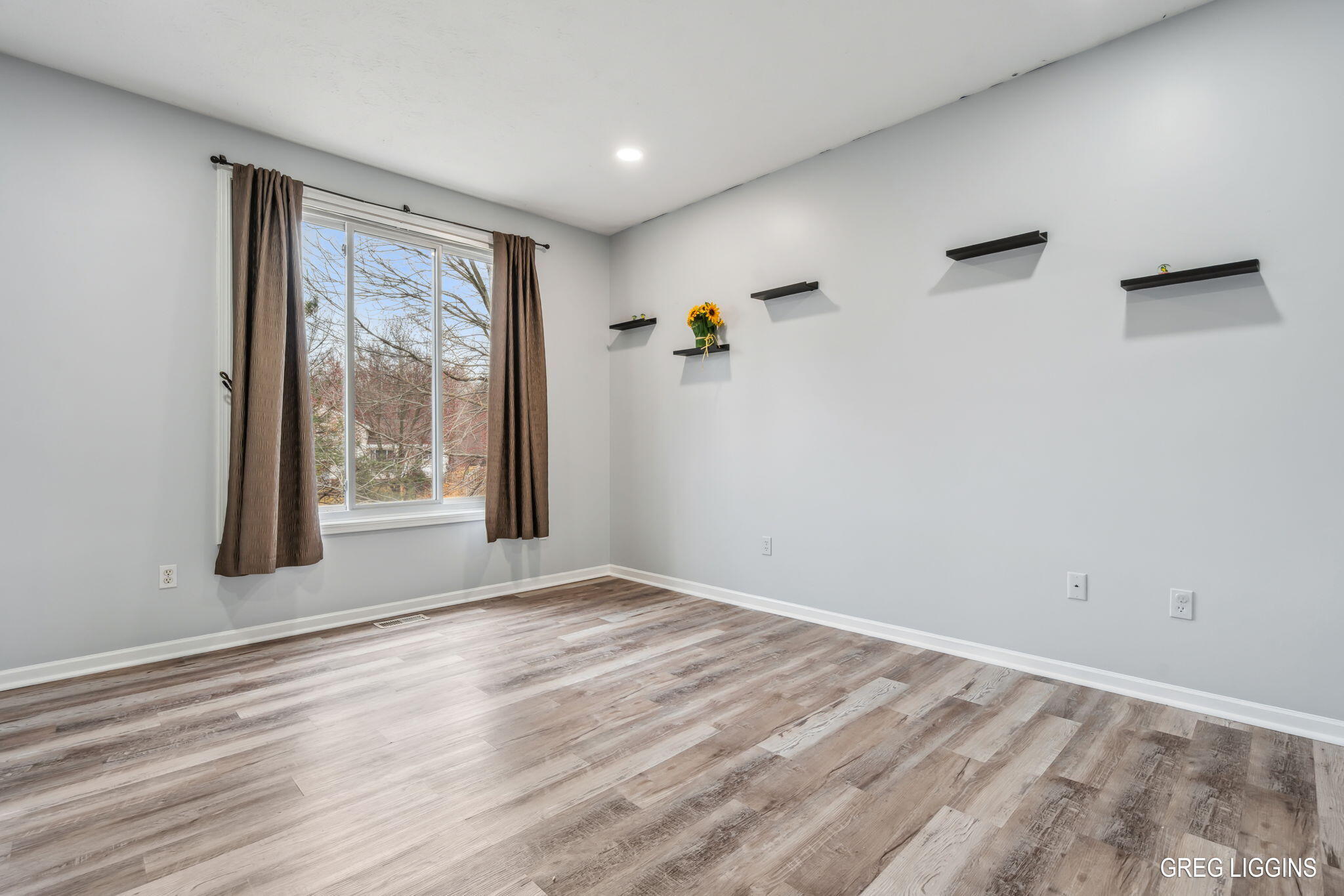 4722 Brookmeadow Drive SE