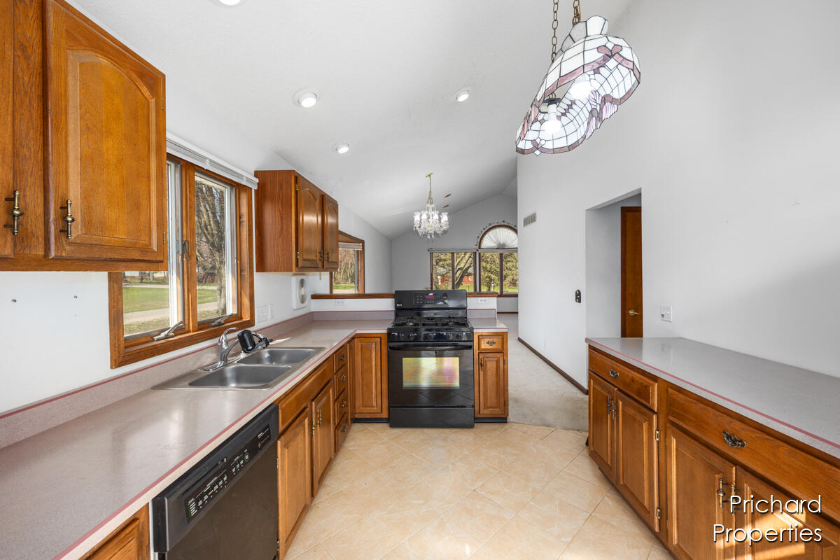 2461 1/2 56th Street