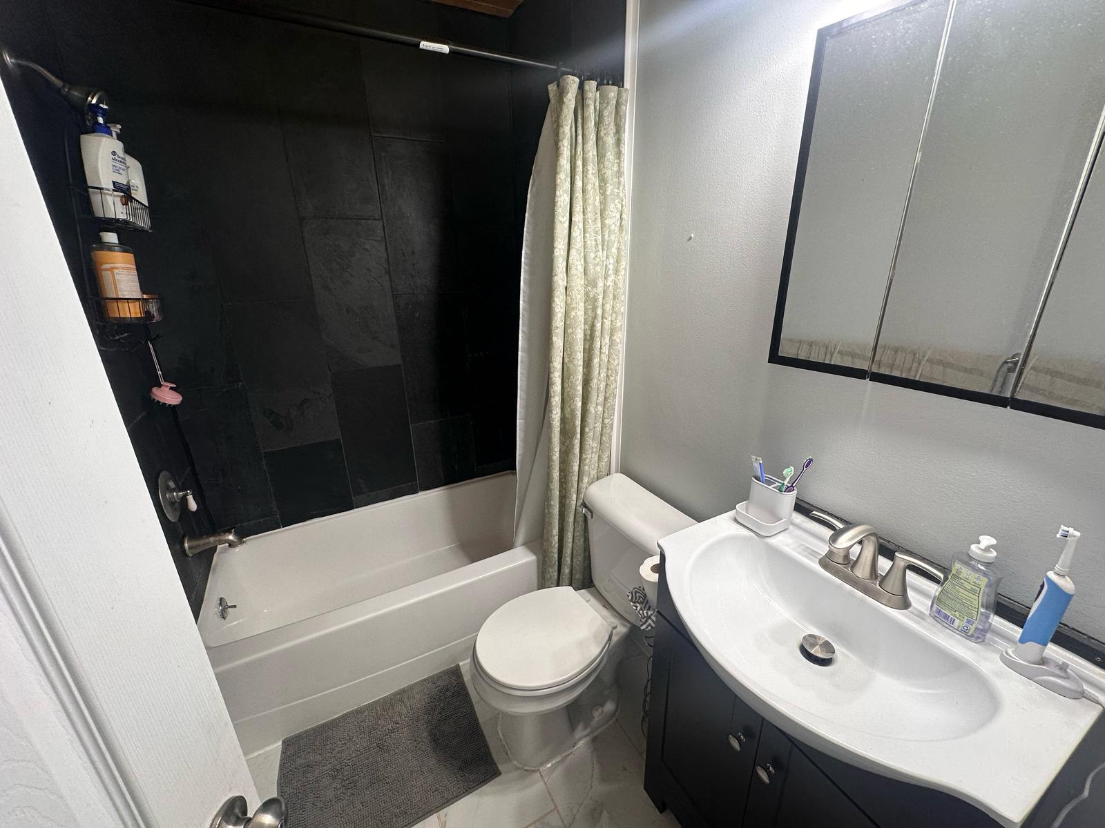 3734 Standish Avenue NE