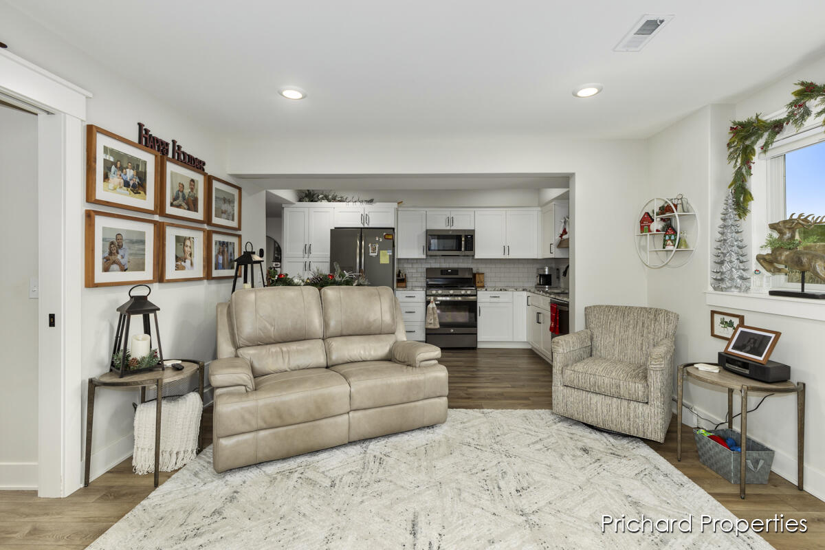 12645 Lockwood Drive