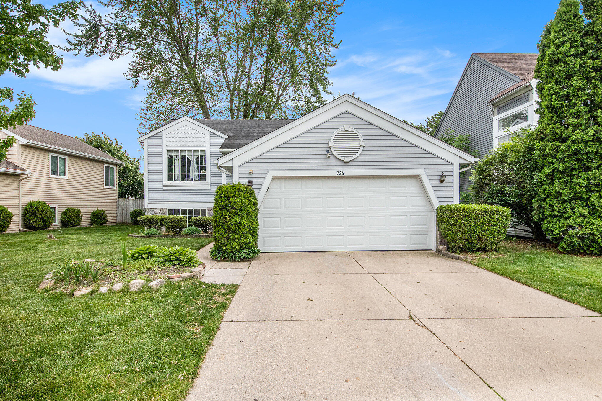 734 Springwood Drive SE