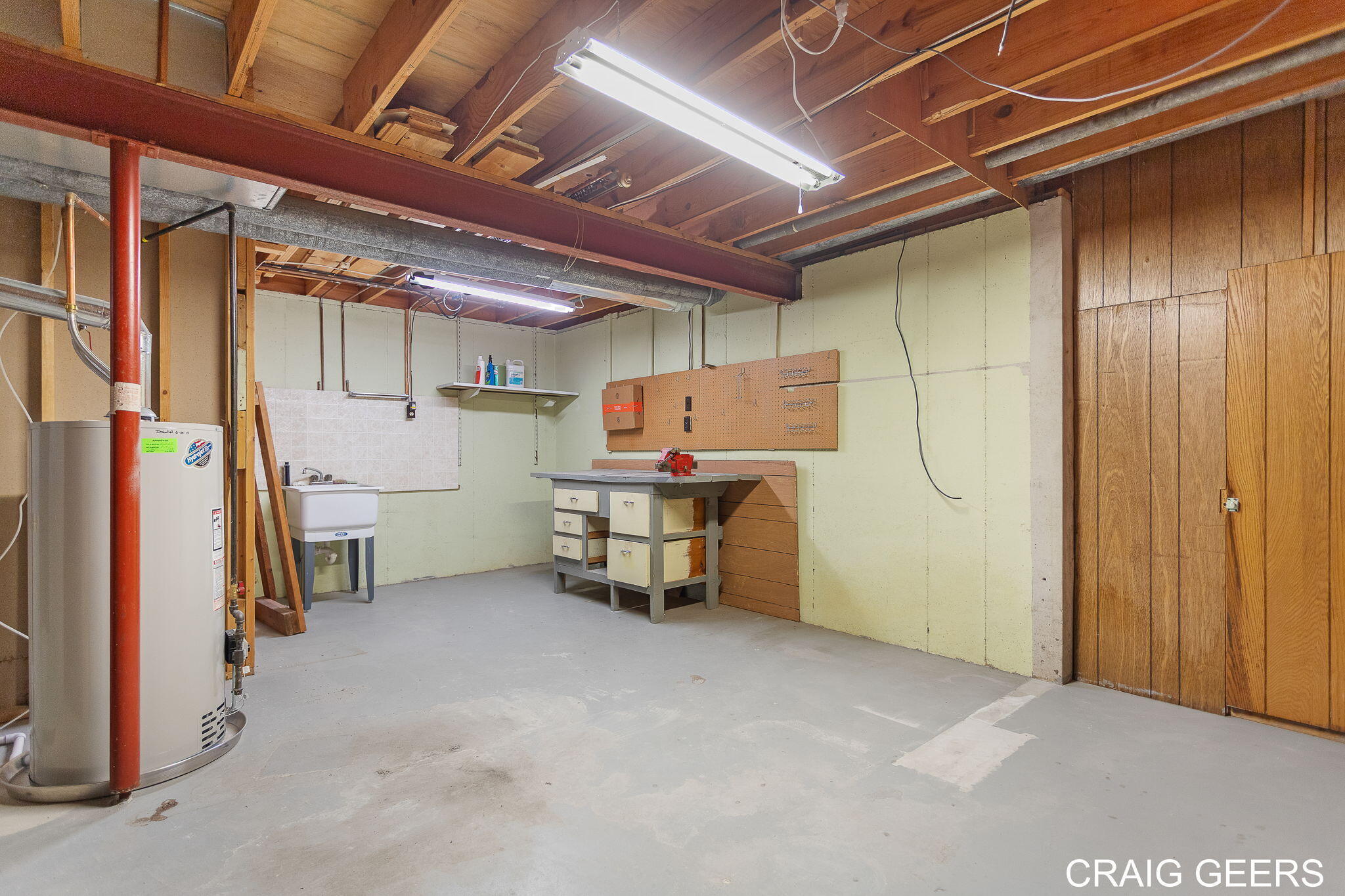 1061 Village Lane, 235