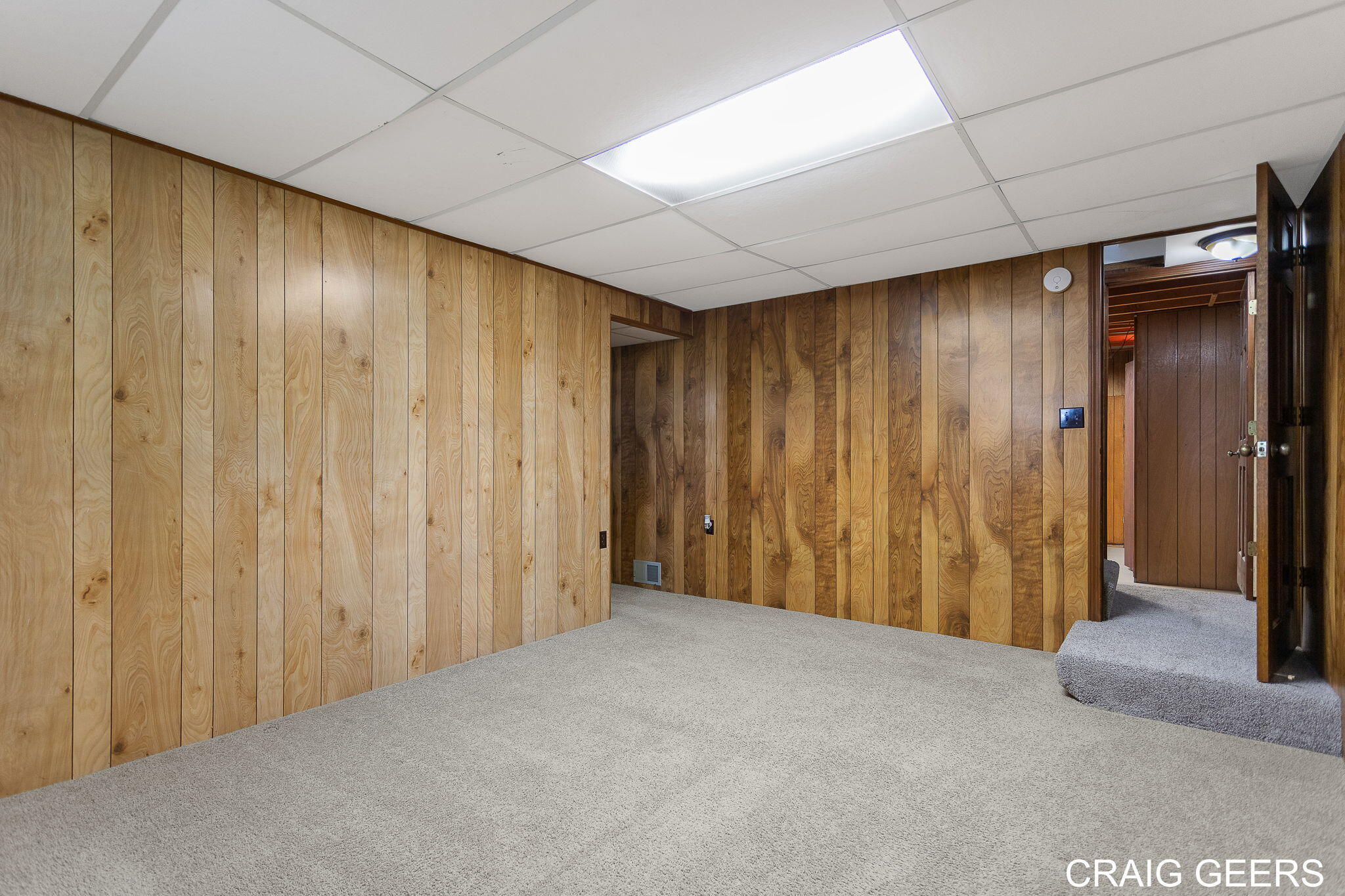 1061 Village Lane, 235