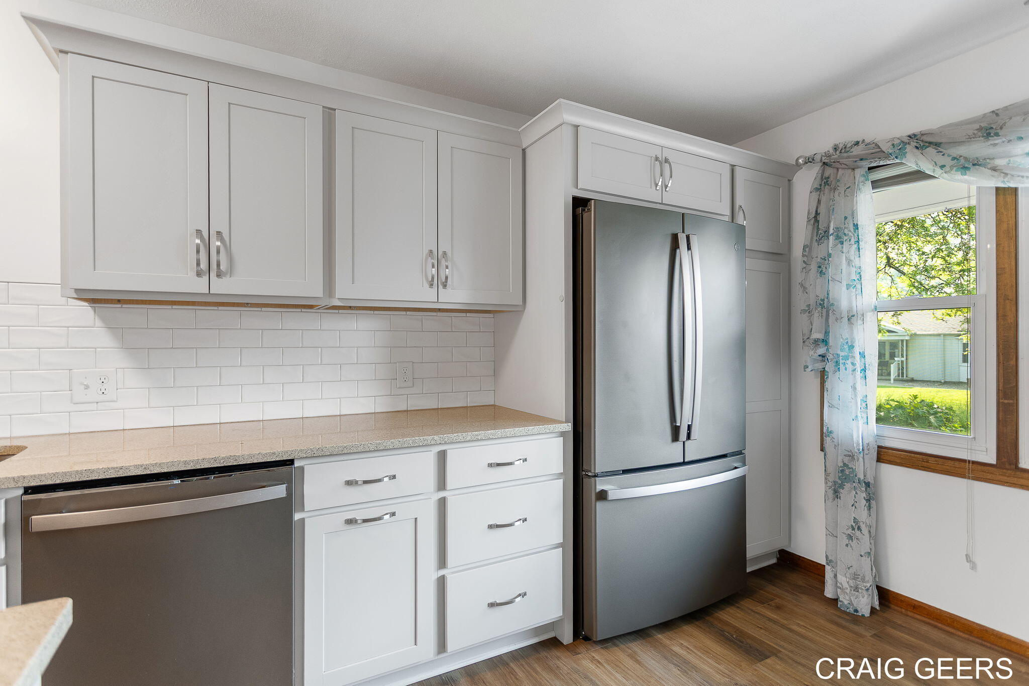 1061 Village Lane, 235