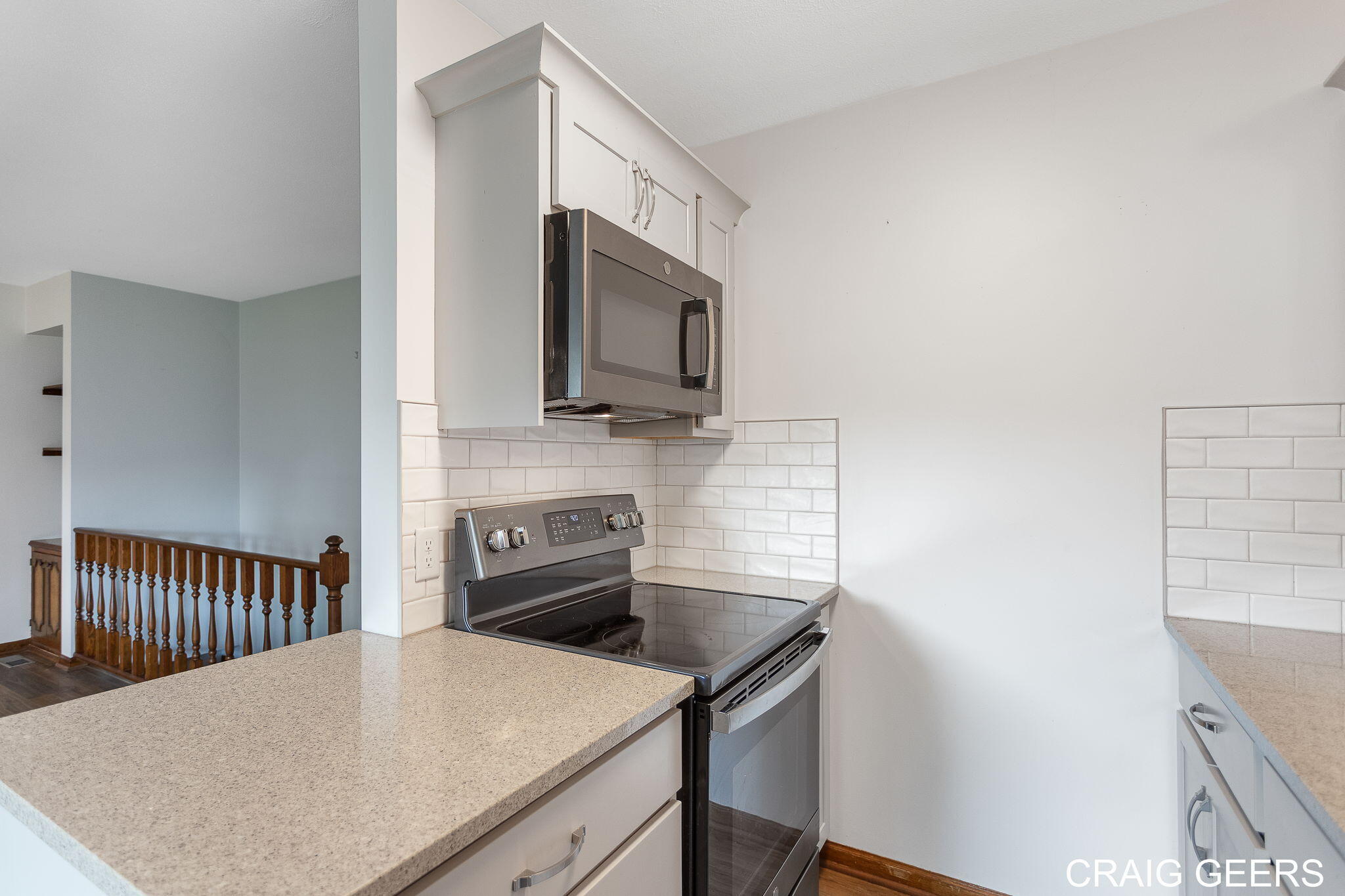 1061 Village Lane, 235