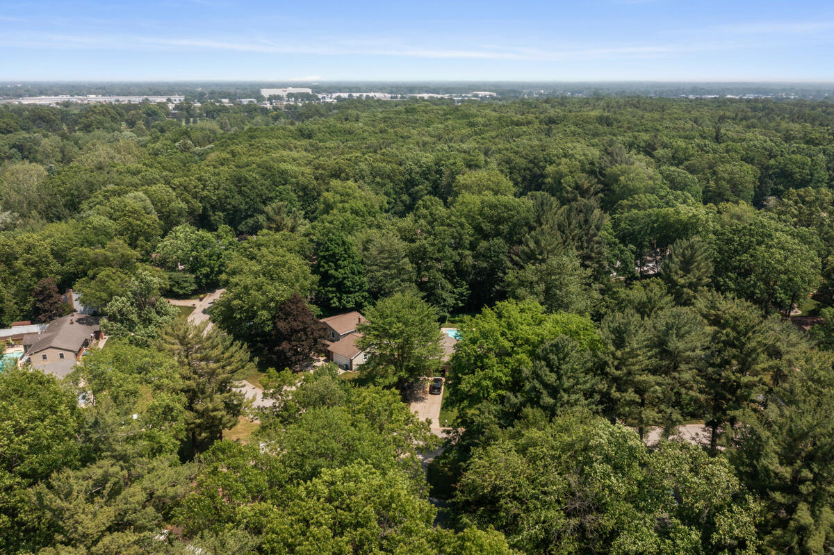 4675 Grenadier Drive SW