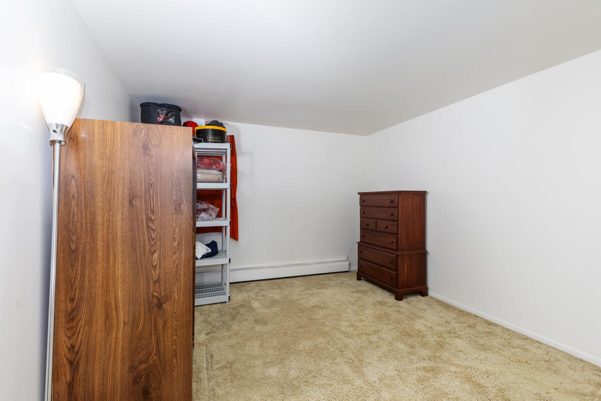 4675 Grenadier Drive SW