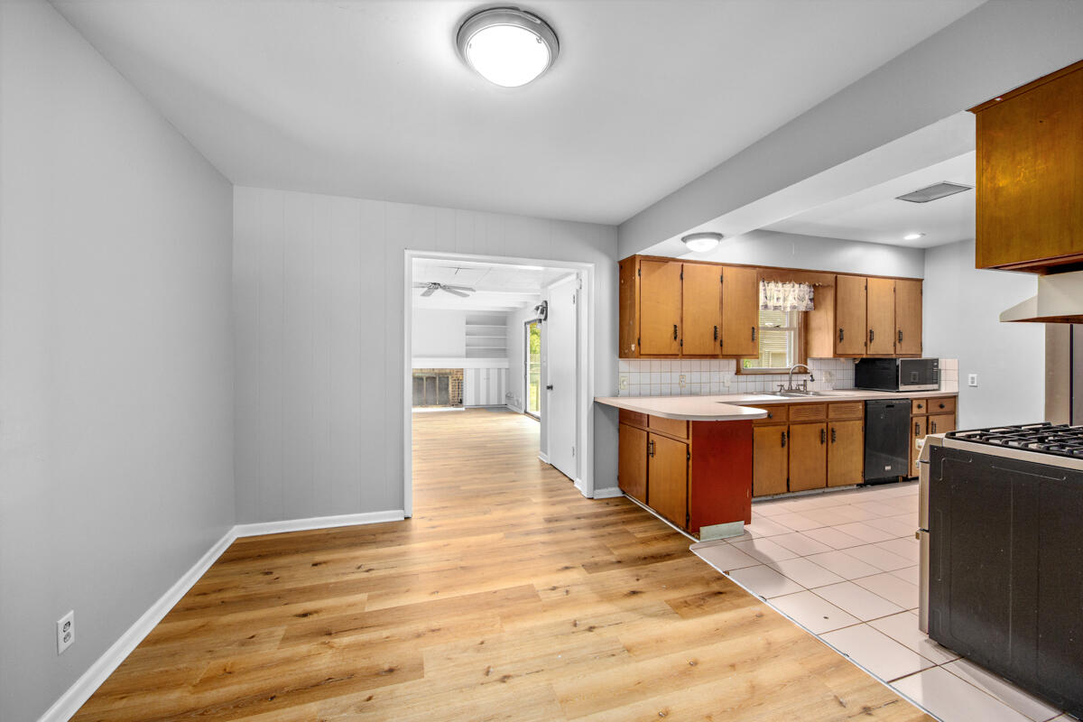 3050 Sharon Avenue SW