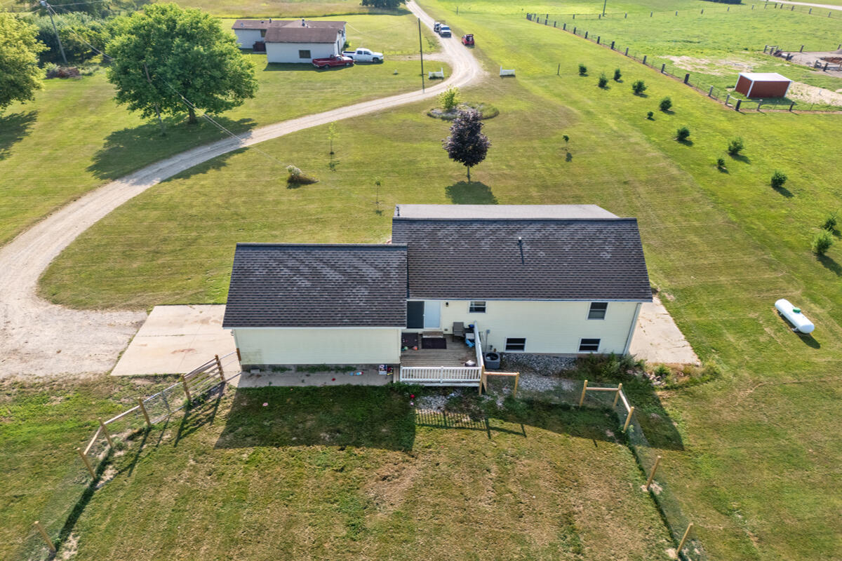 7870 Larry Lane