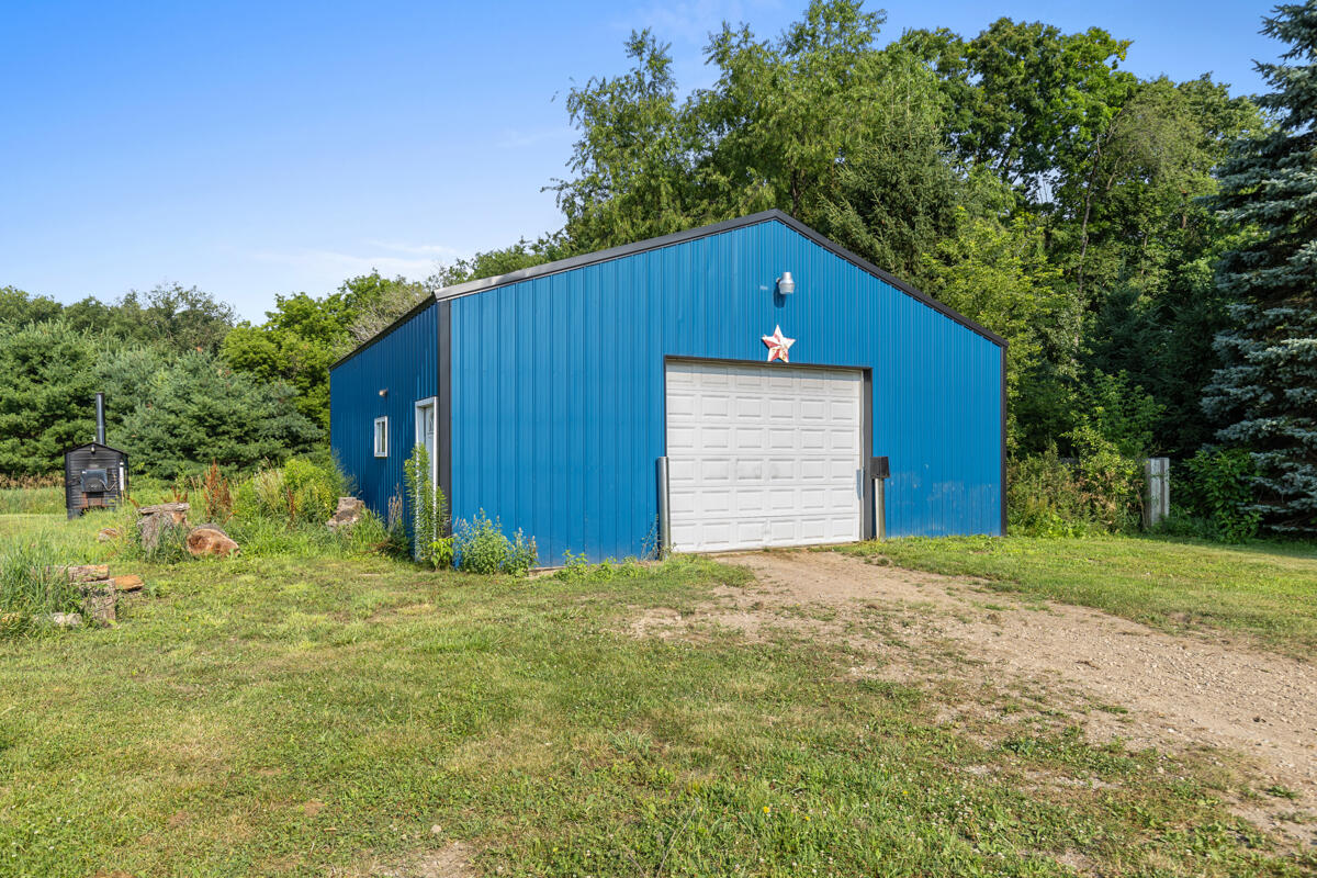 7870 Larry Lane