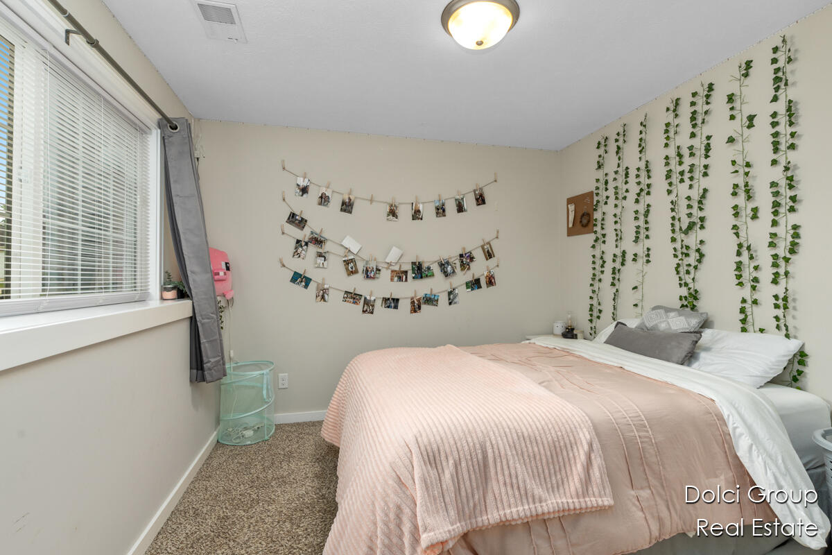 3126-4681 Shooks Drive