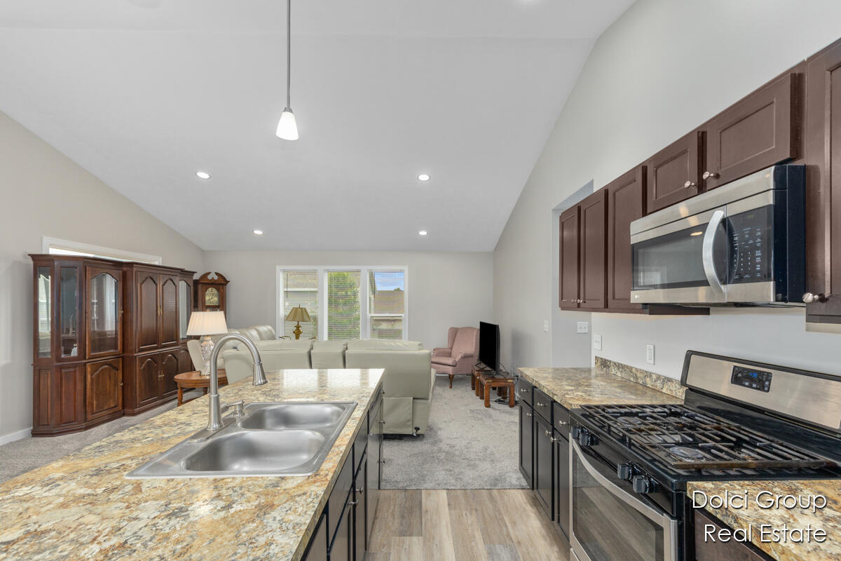 3126-4681 Shooks Drive