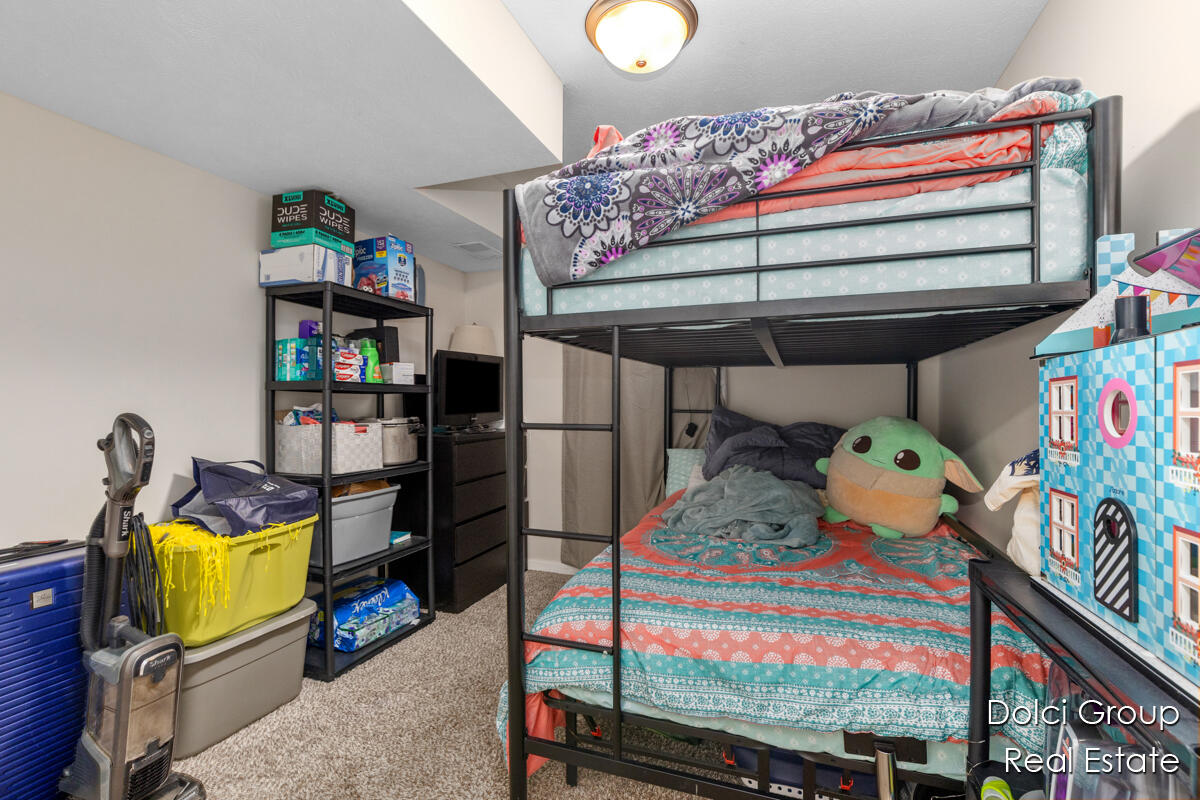 3126-4681 Shooks Drive