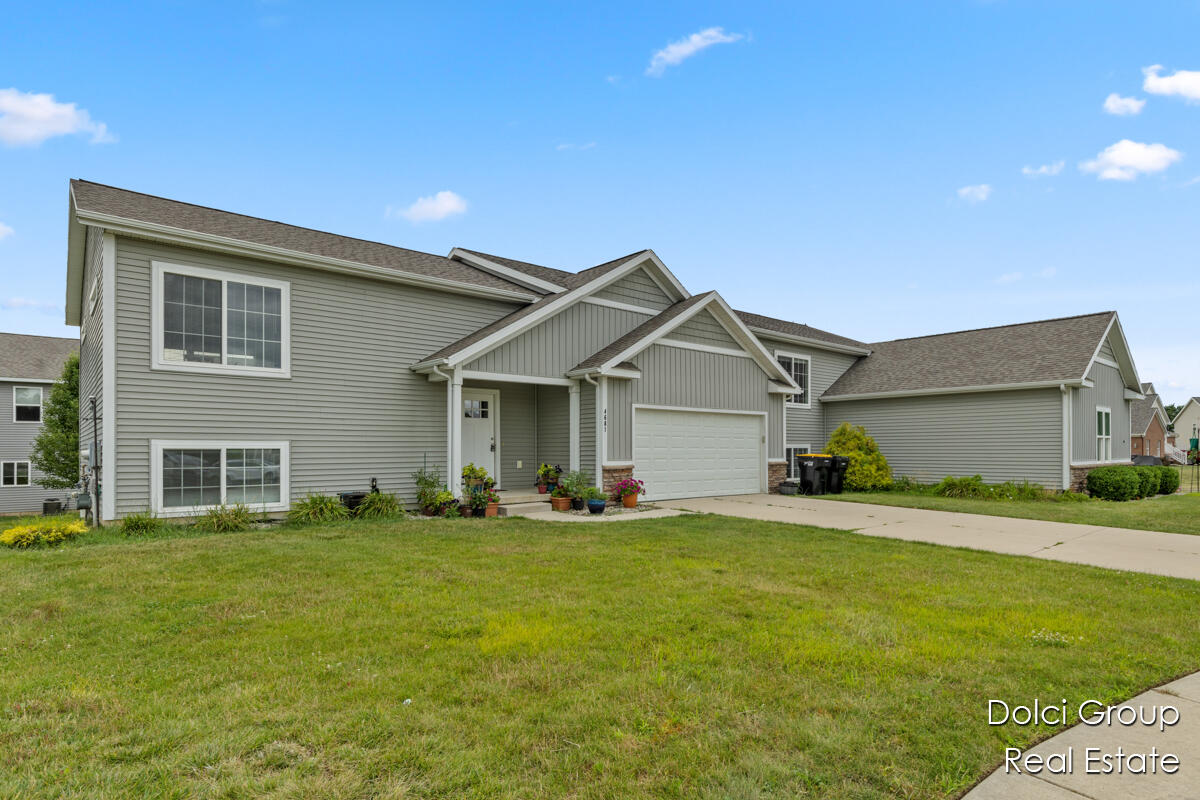 3126-4681 Shooks Drive