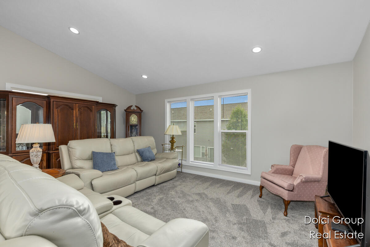 3126-4681 Shooks Drive