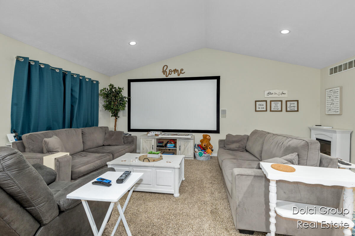 3126-4681 Shooks Drive