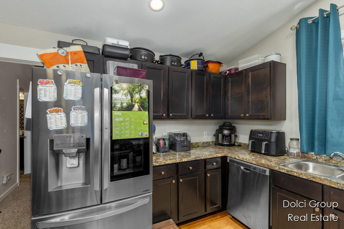 3126-4681 Shooks Drive