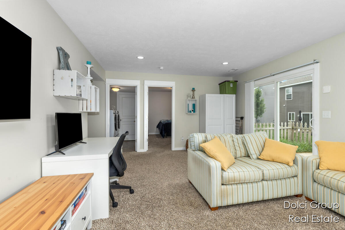 3126-4681 Shooks Drive