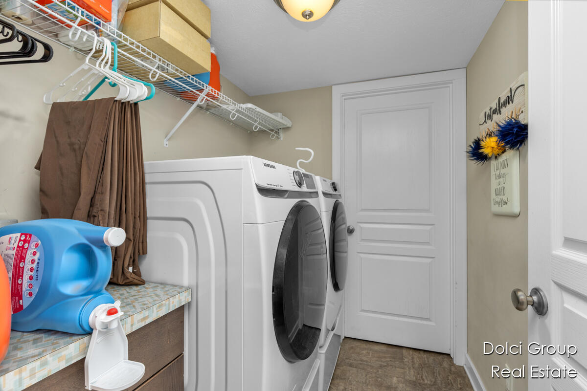 3126-4681 Shooks Drive