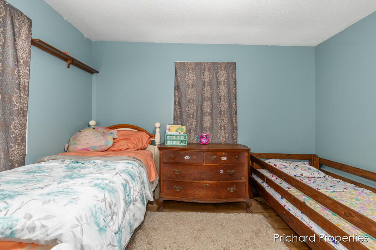 1734 Pleasantwood Drive