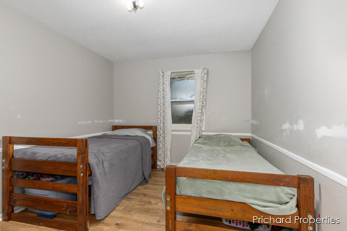 1734 Pleasantwood Drive