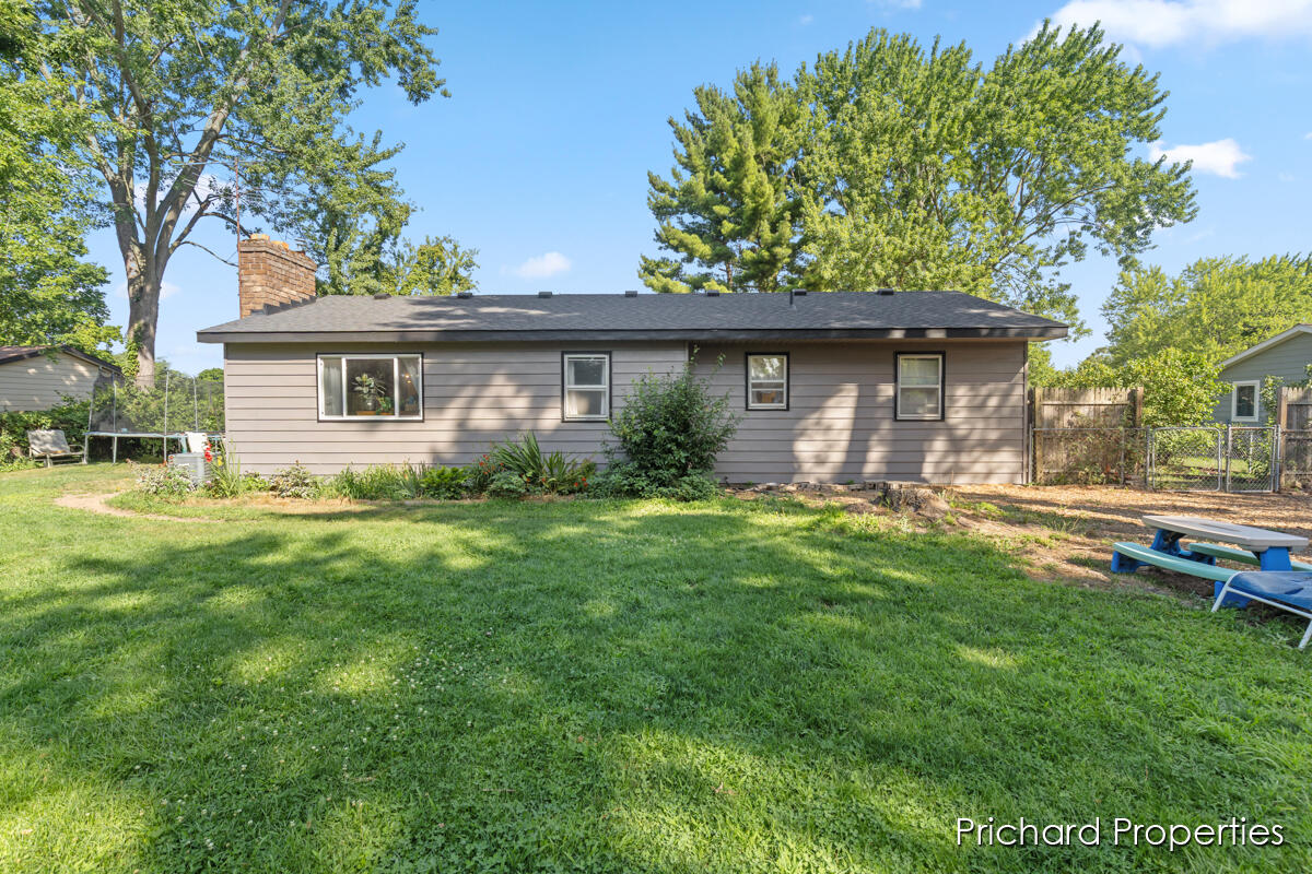 1734 Pleasantwood Drive