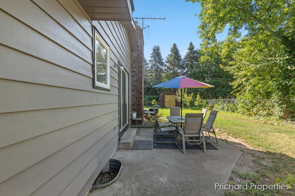 1734 Pleasantwood Drive