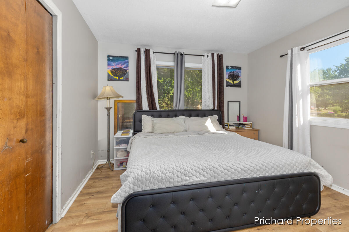 1734 Pleasantwood Drive