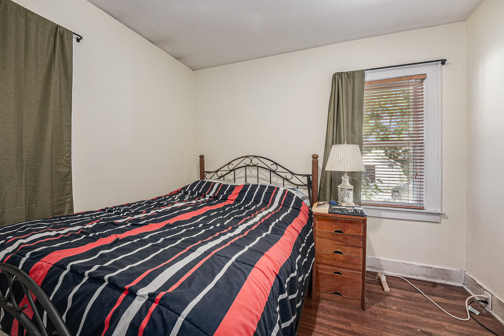 237 Elmwood Street NE