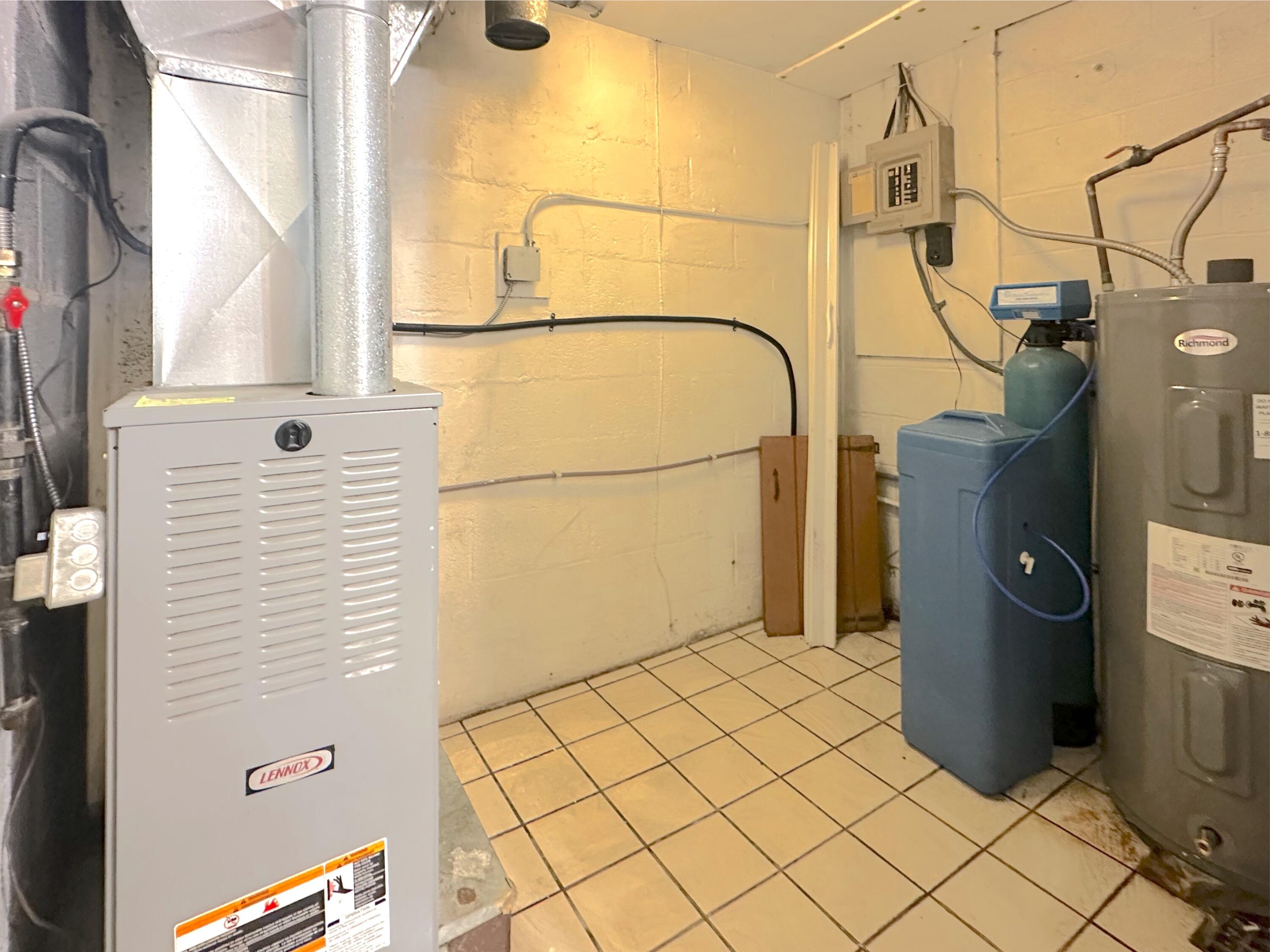 1825 Junction Avenue