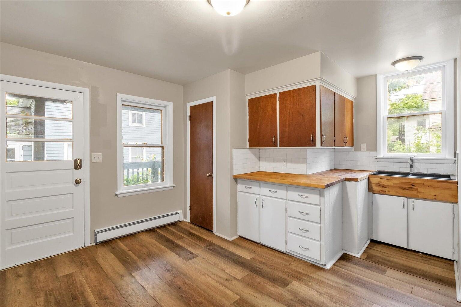809 W Cedar Street