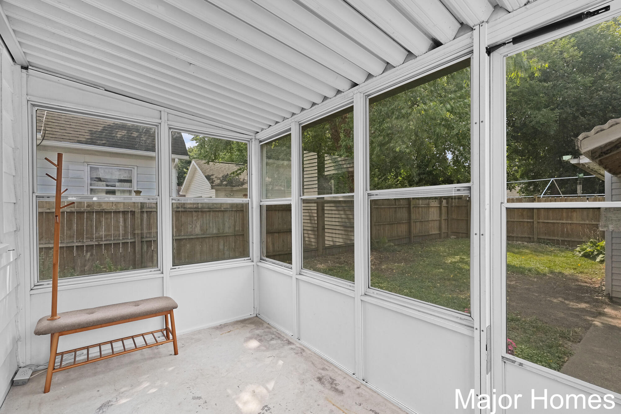 805 Lincoln Avenue NW