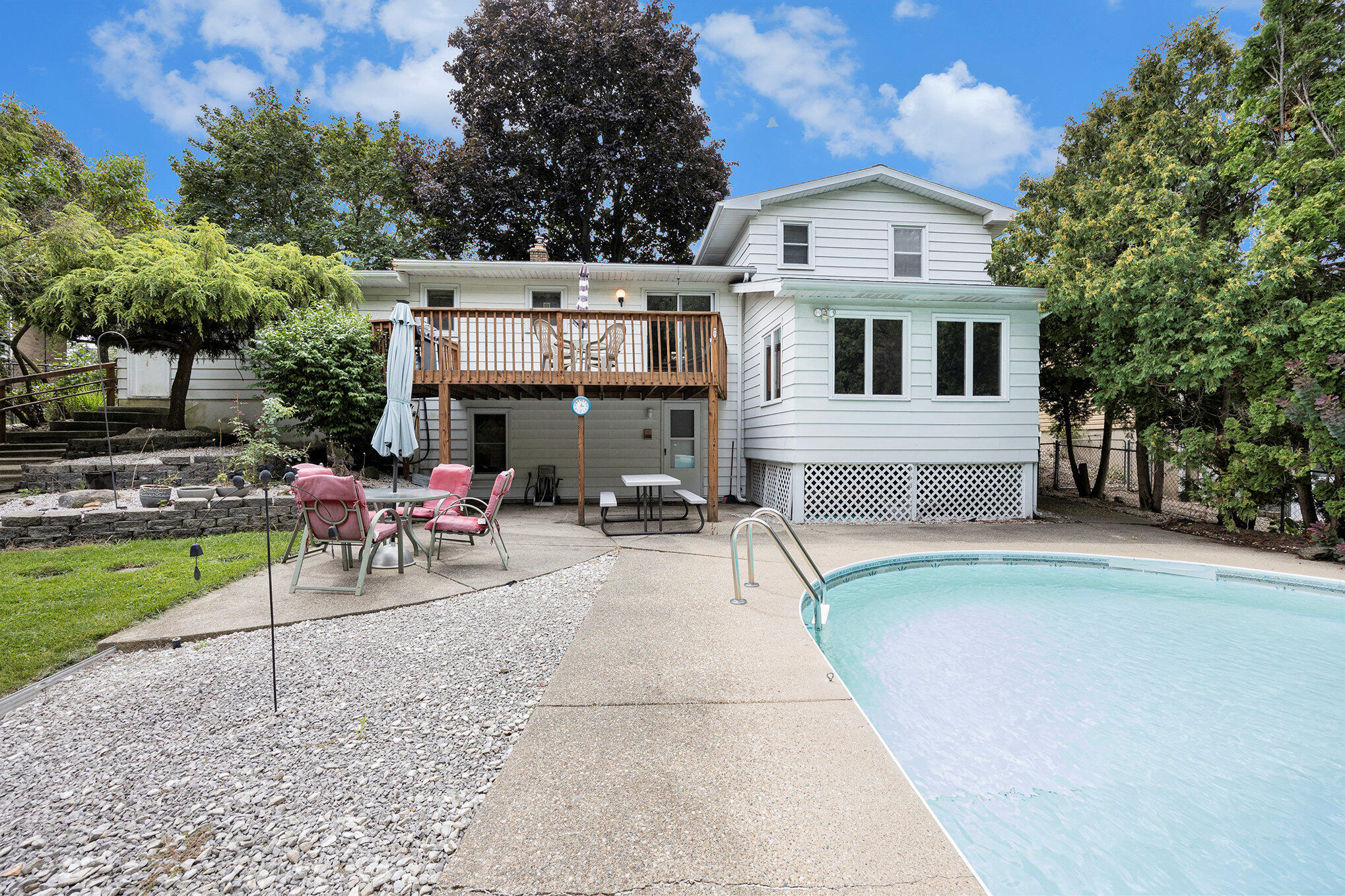 1865 Gentian Drive SE