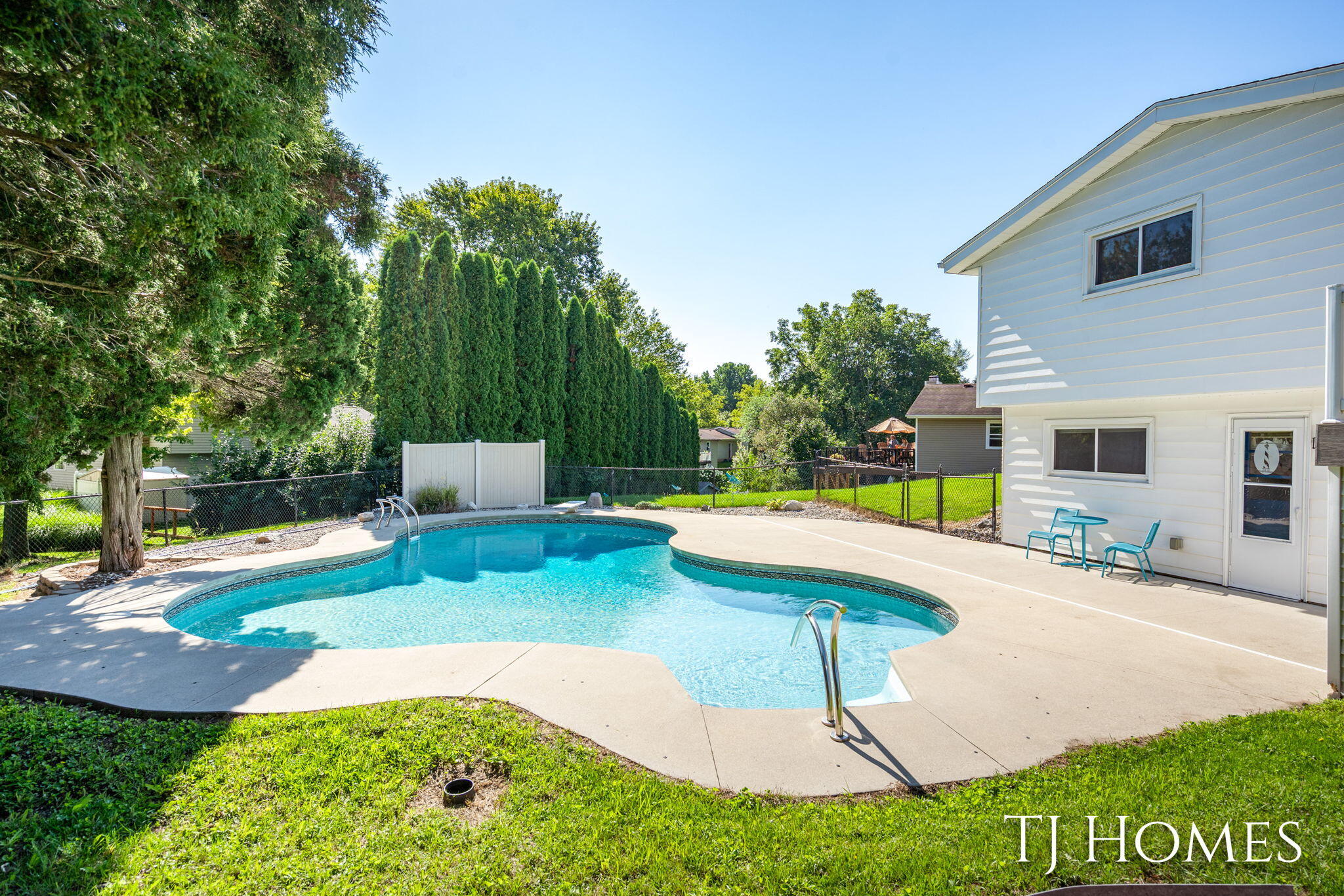 2200 S Eventide Drive NE, Grand Rapids