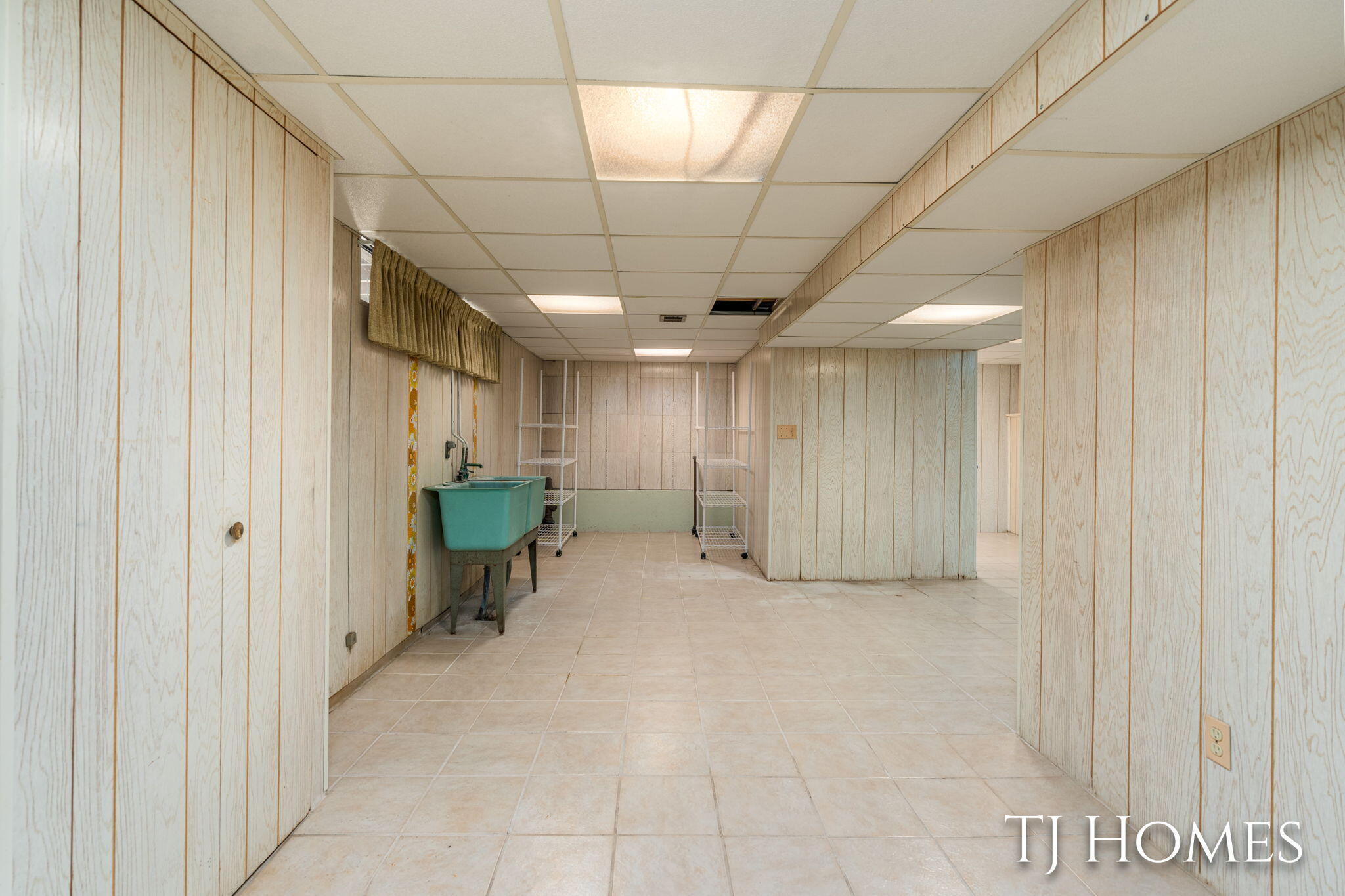 2200 S Eventide Drive NE, Grand Rapids